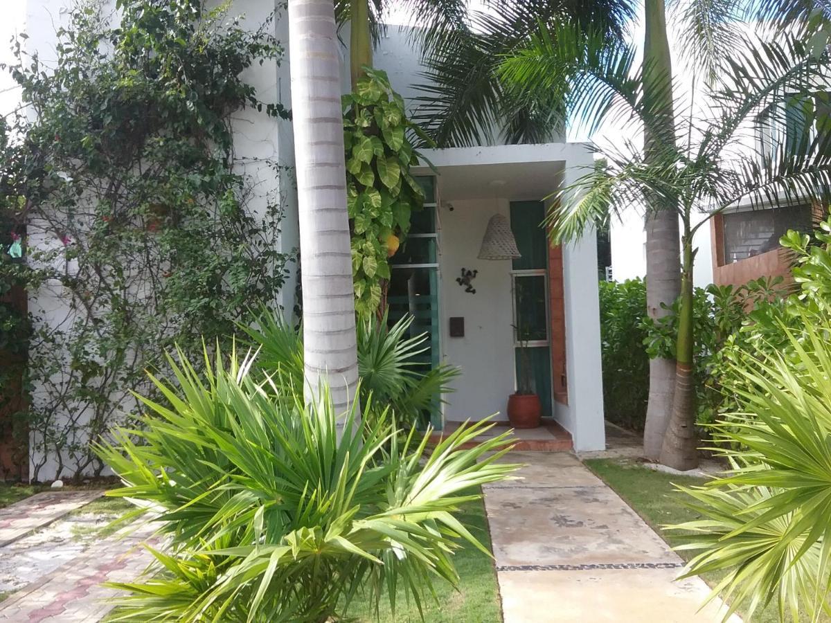 Bed and Breakfast Casa Rioja Playacar Playa del Carmen Exterior foto